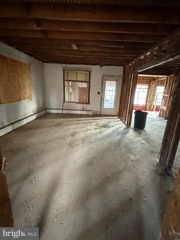 414 COLUMBIA BLVD, National Park, NJ 08063