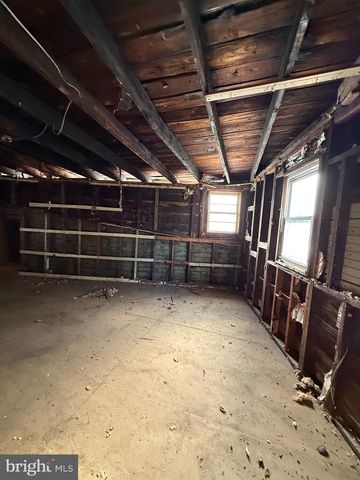 414 COLUMBIA BLVD, National Park, NJ 08063