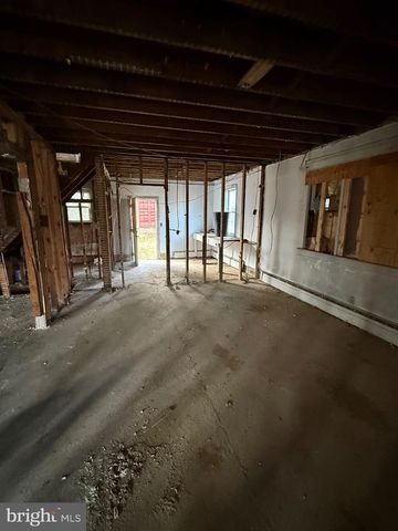 414 COLUMBIA BLVD, National Park, NJ 08063