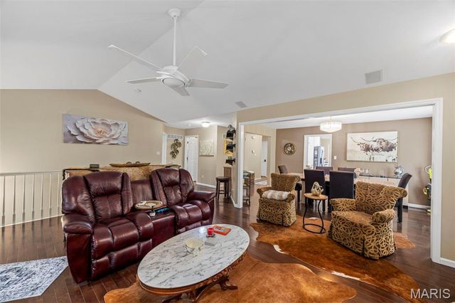 818 Brae Court 30, Chesterfield, MO 63017