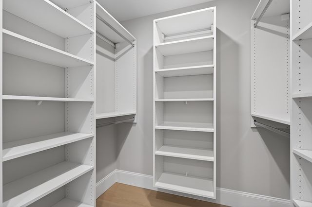 8 Dobbins Road, Waltham, MA 02453