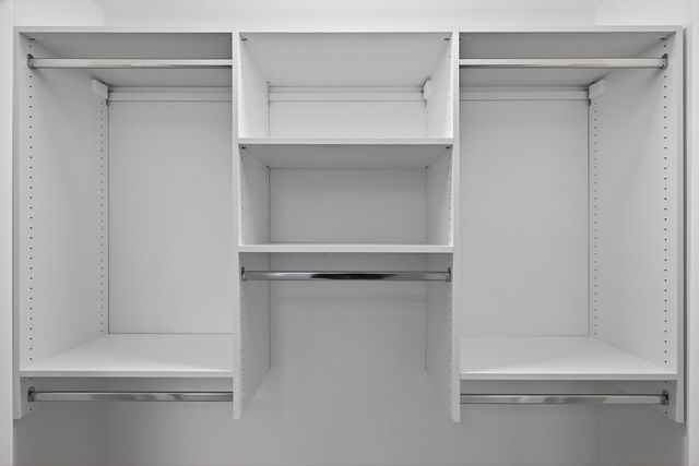 8 Dobbins Road, Waltham, MA 02453