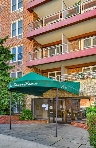 241-20 Northern Boulevard 4P, Little Neck, NY 11362