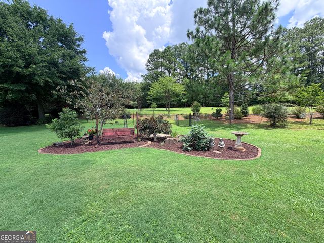 4090 Forest View Drive SE, Conyers, GA 30094
