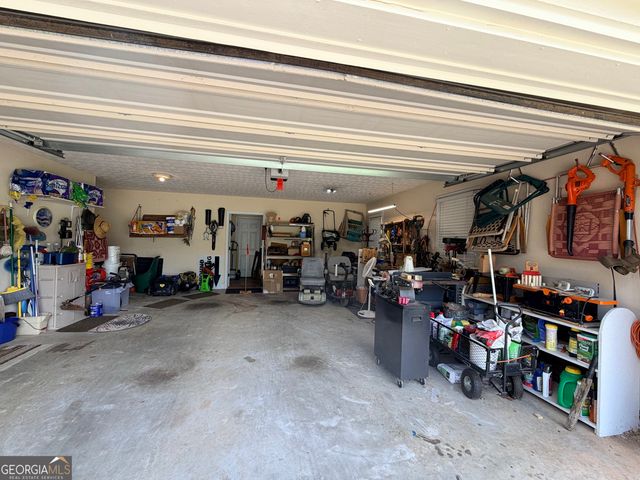 4090 Forest View Drive SE, Conyers, GA 30094