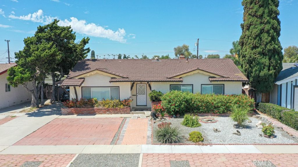 1641 W Buena Vista, Anaheim, CA 92802