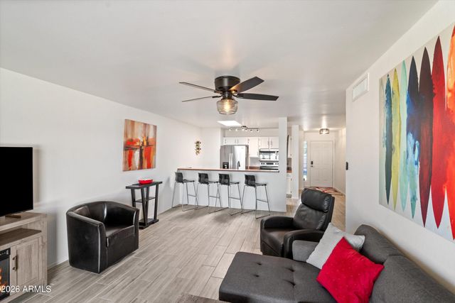 9316 W MCRAE Way, Peoria, AZ 85382
