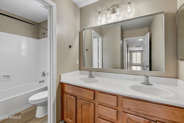17817 W Acapulco Lane, Surprise, AZ 85388