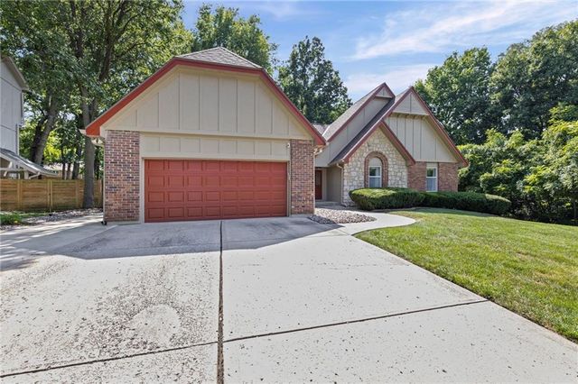 6209 NW 77th Street, Kansas City, MO 64151