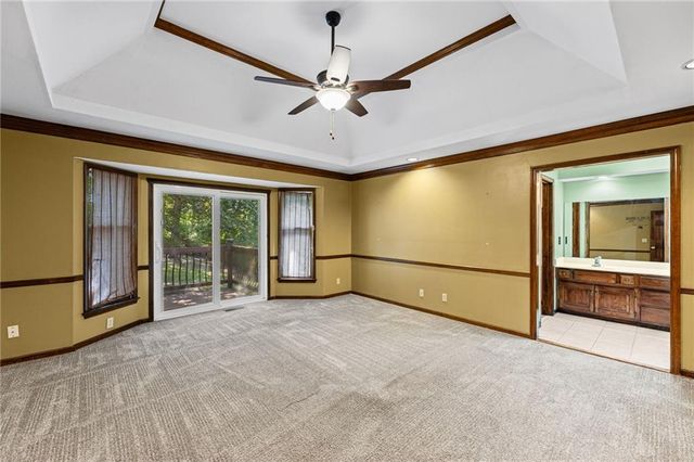 6209 NW 77th Street, Kansas City, MO 64151