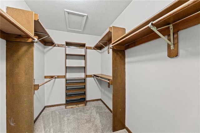6209 NW 77th Street, Kansas City, MO 64151