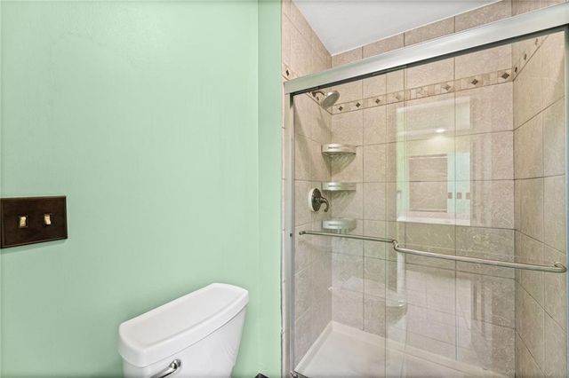 6209 NW 77th Street, Kansas City, MO 64151
