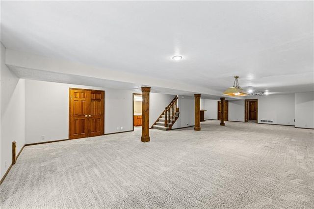 6209 NW 77th Street, Kansas City, MO 64151