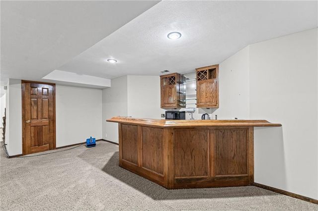 6209 NW 77th Street, Kansas City, MO 64151