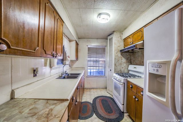 154 Mountain Valley, San Antonio, TX 78227