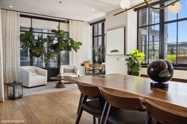 1109 W WASHINGTON Boulevard 6D, Chicago, IL 60607