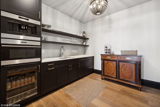 1109 W WASHINGTON Boulevard 6D, Chicago, IL 60607