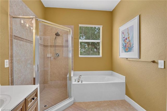 16026 Via Solera CIR 102, Fort Myers, FL 33908