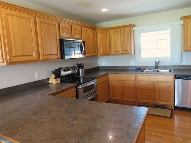 17201 Armada Center Road, Armada Twp, MI 48005