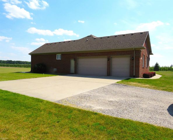 17201 Armada Center Road, Armada Twp, MI 48005