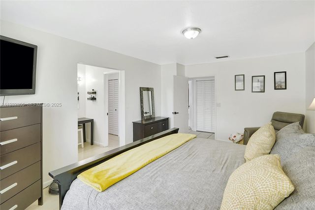 13217 SW 257th Ter, Homestead, FL 33032