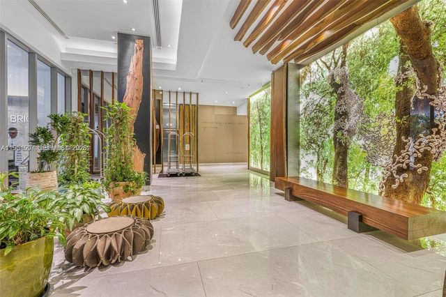 1010 Brickell Ave 1710, Miami, FL 33131