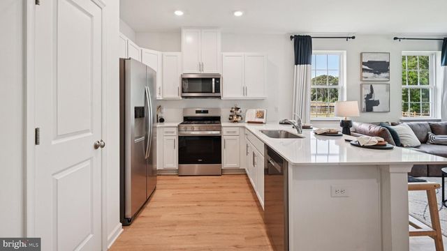 3 REAGAN DRIVE, Runnemede, NJ 08078