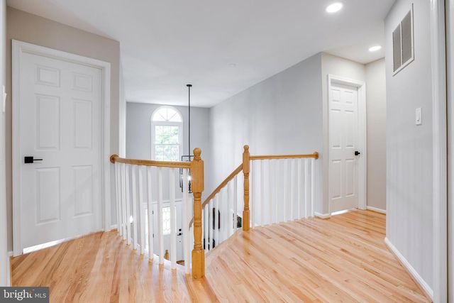 3599 BEECH DOWN DR, Chantilly, VA 20151