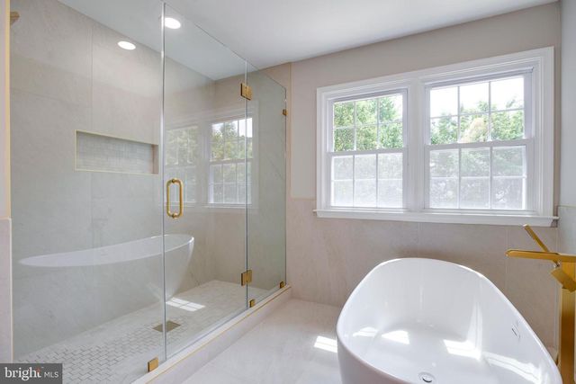 3599 BEECH DOWN DR, Chantilly, VA 20151