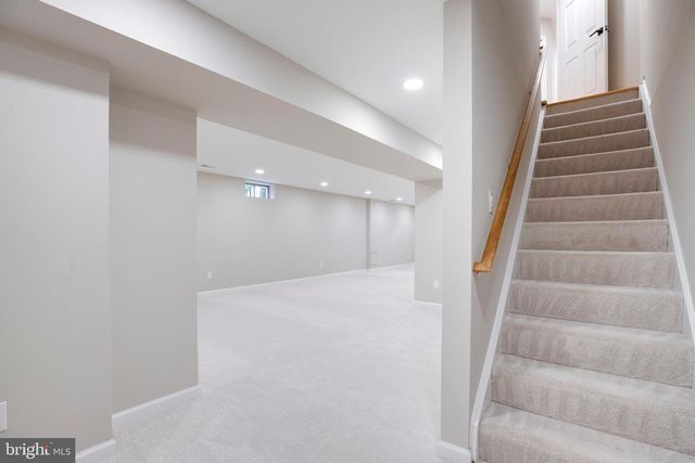 3599 BEECH DOWN DR, Chantilly, VA 20151