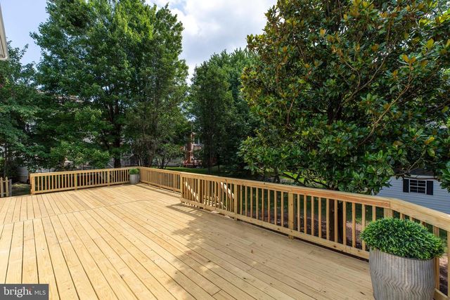3599 BEECH DOWN DR, Chantilly, VA 20151