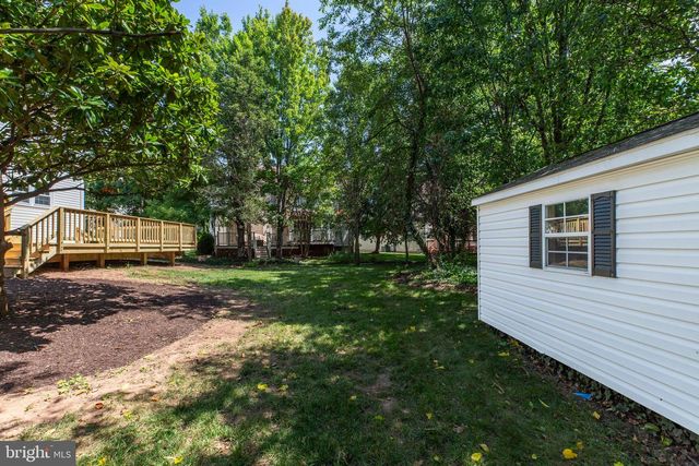 3599 BEECH DOWN DR, Chantilly, VA 20151