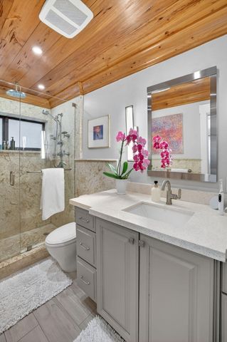 1642 SE 7th Street, Deerfield Beach, FL 33441