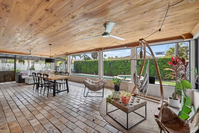 1642 SE 7th Street, Deerfield Beach, FL 33441