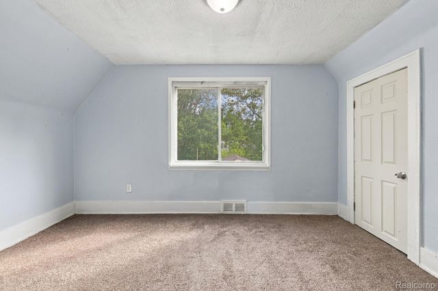 16532 Lauder Street, Detroit, MI 48235