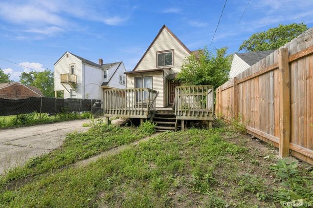 16532 Lauder Street, Detroit, MI 48235