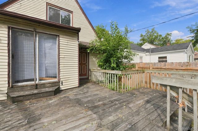 16532 Lauder Street, Detroit, MI 48235