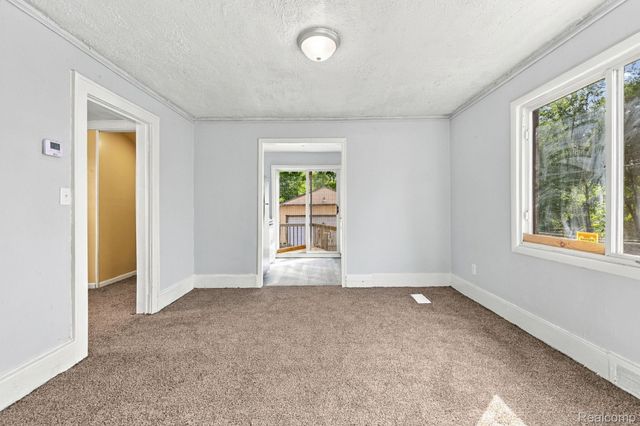 16532 Lauder Street, Detroit, MI 48235