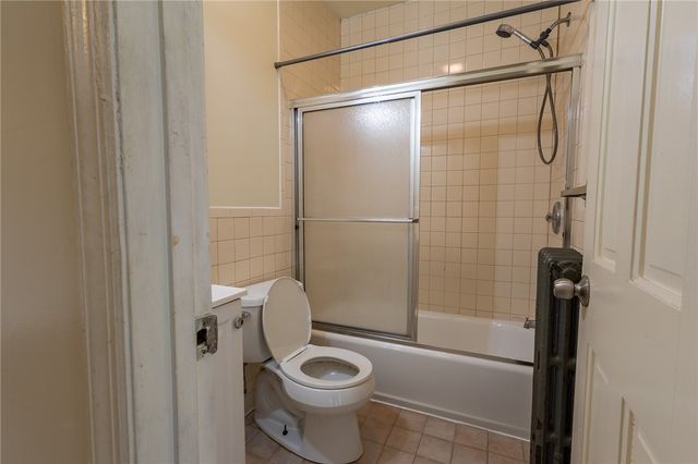 832 Broadway Ave, Mckees Rocks, PA 15136