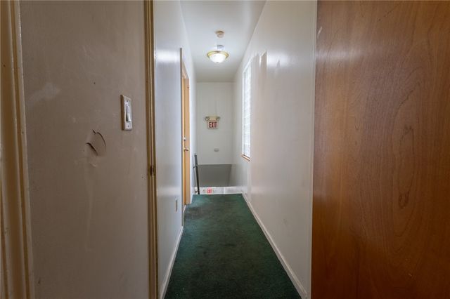 832 Broadway Ave, Mckees Rocks, PA 15136