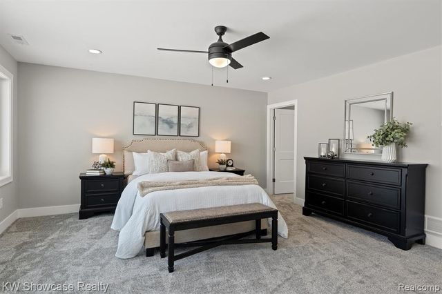 9090 Buckingham Street, White Lake, MI 48386