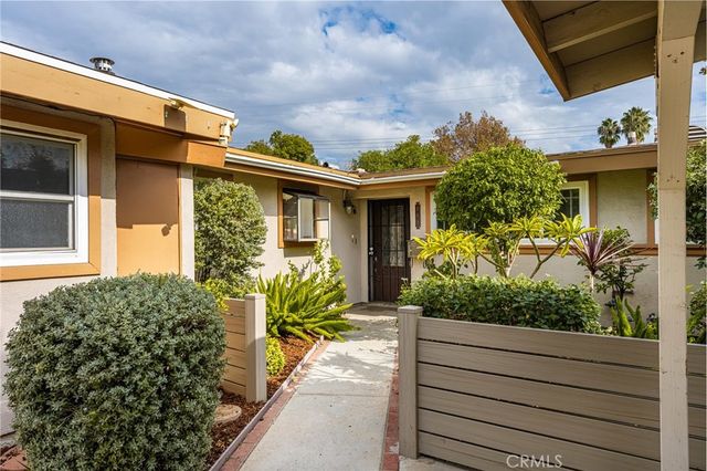 668 S Eastbury, Covina, CA 91723