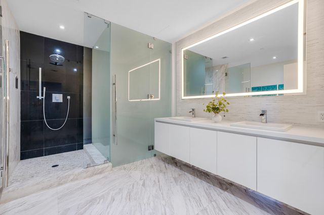 701 N Fort Lauderdale Beach Boulevard 406, Fort Lauderdale, FL 33304