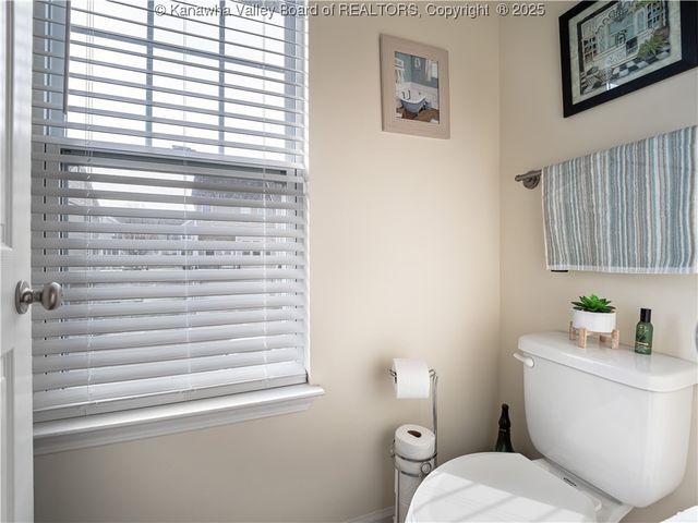 27 Belmont Place, Scott Depot, WV 25560