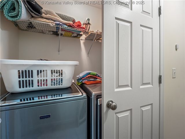 27 Belmont Place, Scott Depot, WV 25560