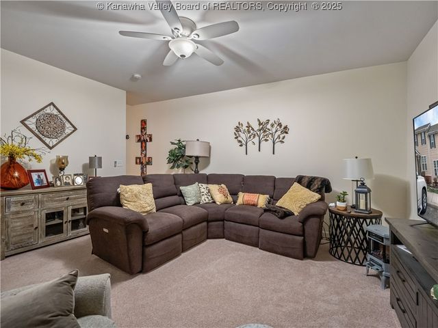 27 Belmont Place, Scott Depot, WV 25560