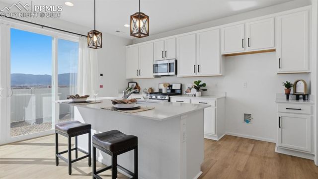 5266 Sidewinder Drive, Colorado Springs, CO 80925