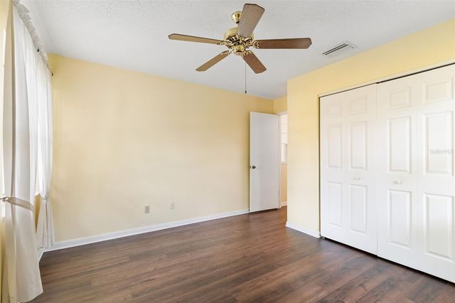 1130 ORANGE TREE CIRCLE W C, Palm Harbor, FL 34684