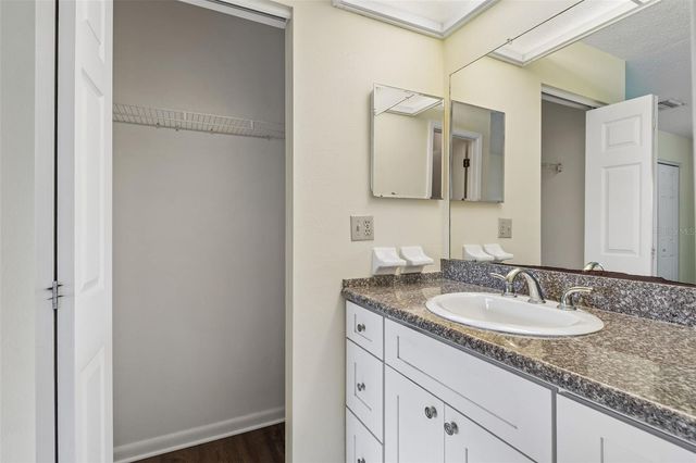 1130 ORANGE TREE CIRCLE W C, Palm Harbor, FL 34684