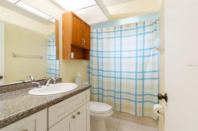 1130 ORANGE TREE CIRCLE W C, Palm Harbor, FL 34684